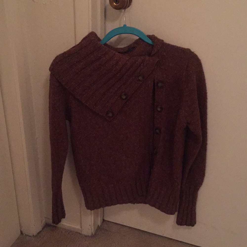 BCBG MAXAZRIA chestnut color sweater